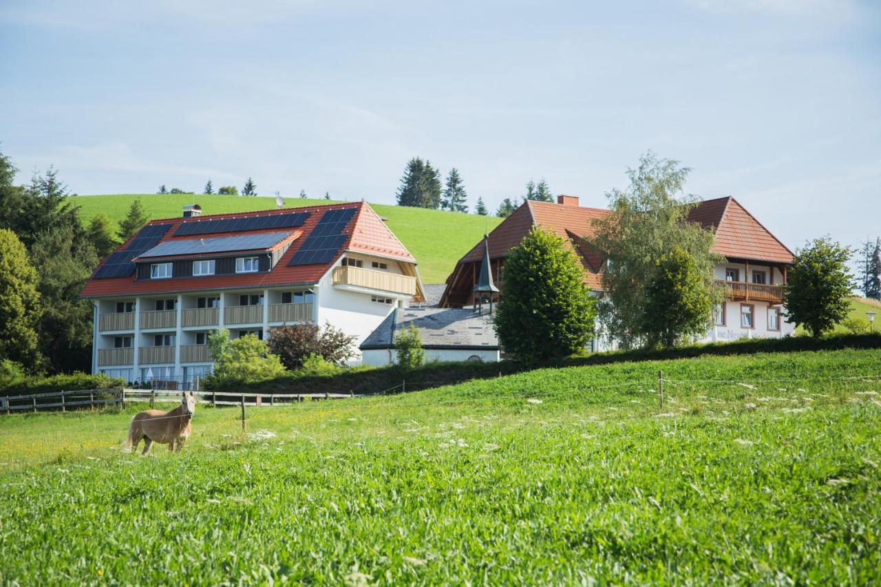 Gasthaus Sonne Neuhaeusle Sankt Märgen Esterno foto